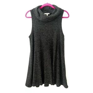 American Eagle Gray Knit Turtleneck Sleeveless Sweater Large